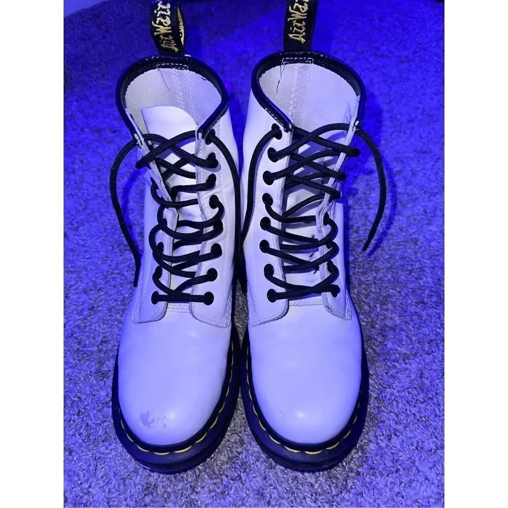 White Dr Martens 1460